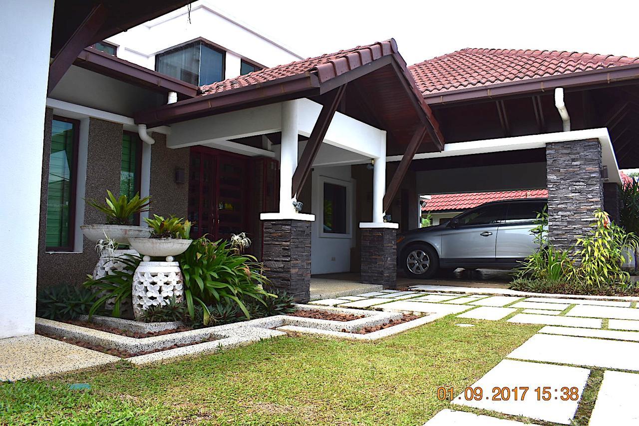 12Haven Stunning Seaside Luxury Villa Pd With Kids Pool Port Dickson Esterno foto